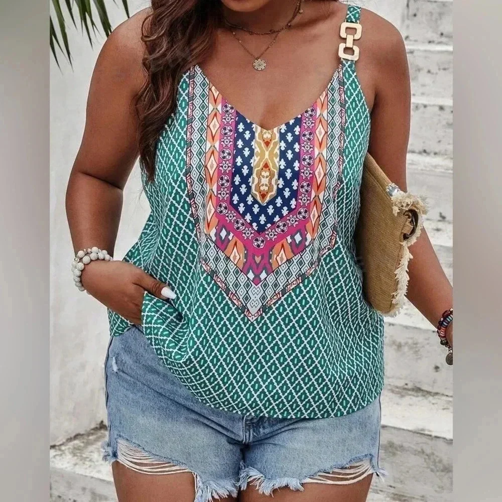 SHEIN Curve VCAY Plus Geo Print Cami With Gold Chain Link Spaghetti Strap 1X - Picture 2 of 13